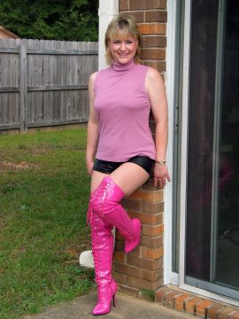 BeautyGloria aus Basel-Stadt,Schweiz